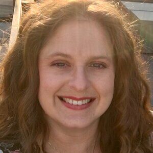 Meet your Posher, Candi
